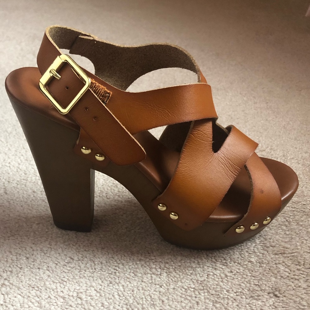 Brown faux leather platform heels